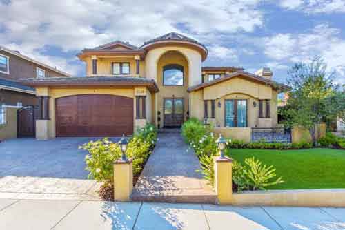 Luxury homes for sale in Redondo Beach
